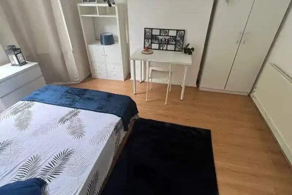 825f8d9e-dec2-4652-9bfe-0785db505878