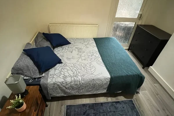 8c67873e-69fb-48fc-9332-c80b756bb2c8